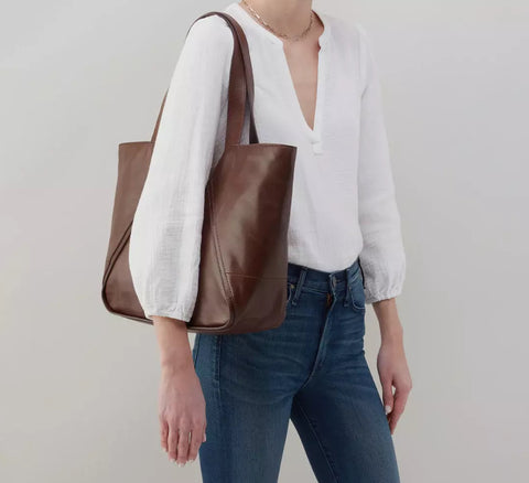 Hobo Bellamy Medium Tote - Brown