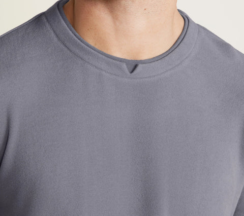 Barefoot Dreams Malibu Collection® Men's Brushed Fleece Split Neck Pullover Coal