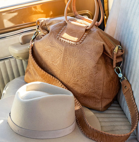 Hobo SHEILA Large Satchel - Saddle Embossed