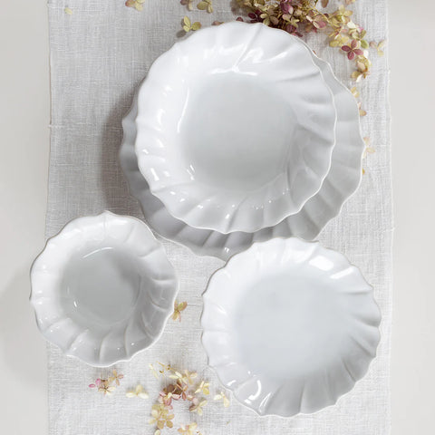 Vietri Incanto Ruffle Cereal Bowl