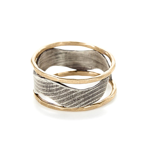 J + I Ring