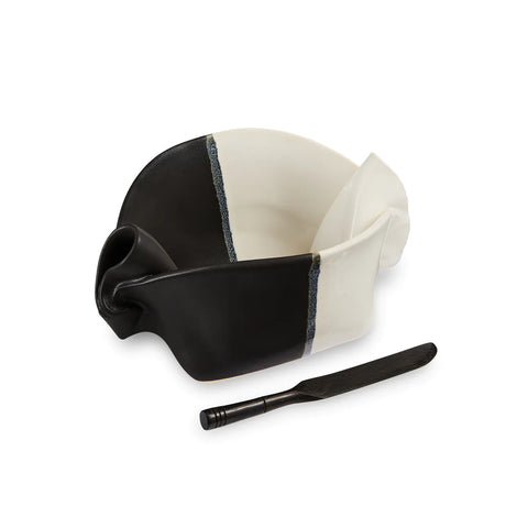 Hilborn Pinch Pot with Rosewood Knife Black/White 