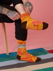 Blue Q Captain Distraction Men’s Crew Socks