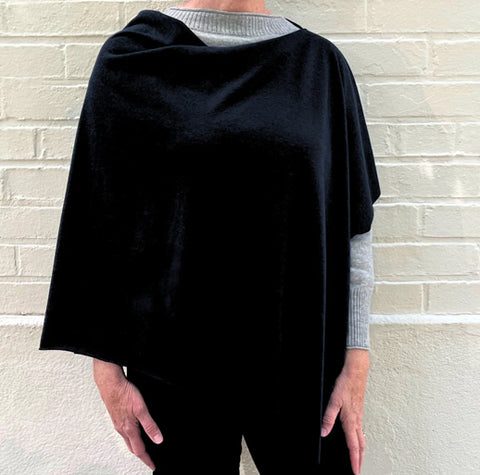 Dana Herbert London Knit Poncho Black