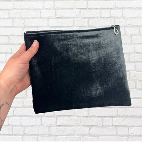 Dana Herbert Velvet Pouch Navy