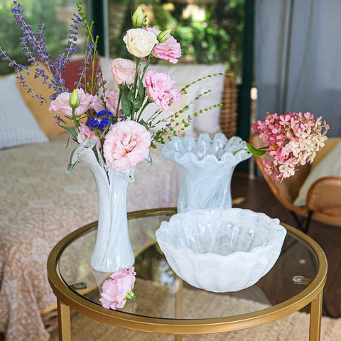 NEW Vietri Onda Glass White Twisted Flower Vase