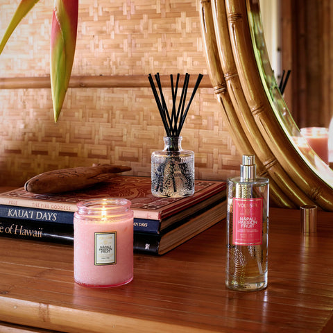 Voluspa Napali Passion Fruit Small Jar Candle