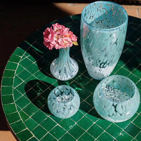 Vietri Nuvola Light Blue And White Round Bud Vase