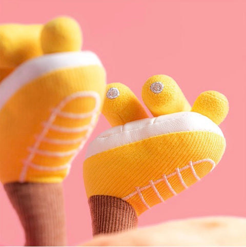 JELLYCAT AMUSEABLE SUN ROLLER SKATES