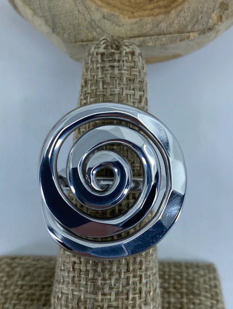The Artist Jay Spiral Circle Ring