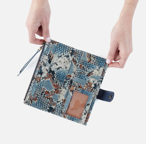 Hobo MAX Continental Wallet Blue Stone 