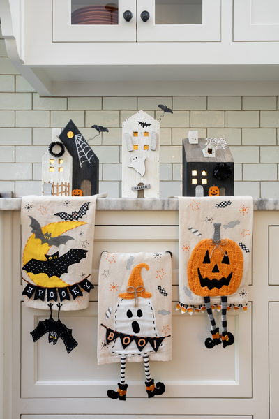 Mudpie Bats Dangle Leg Towel