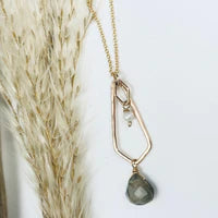Laura J Daisy Necklace