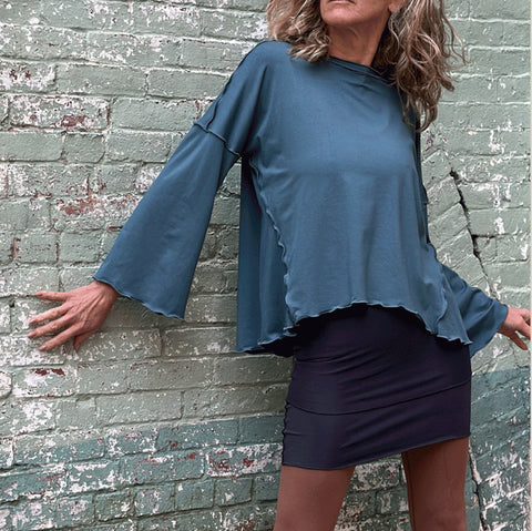NEW Angelrox Truly Bell Sleeve Top Tissue Ocean